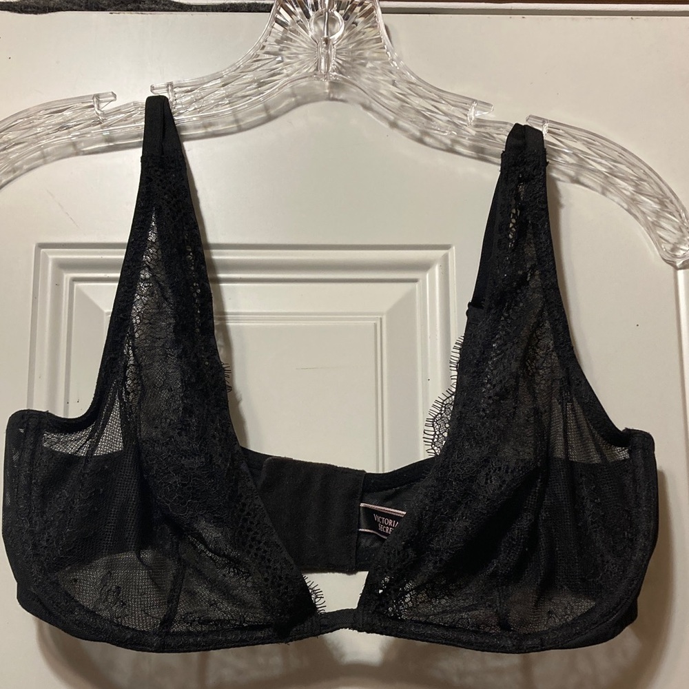 Victoria's Secret‎ Sheer Black Lace Underwire Bra 36C